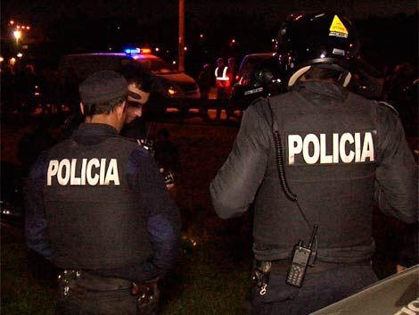 policias-de-noche-470x353