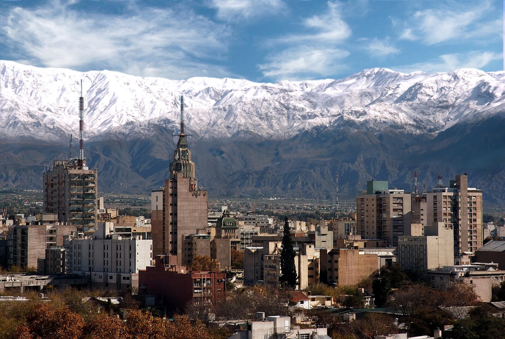 00-01-Mendoza-City