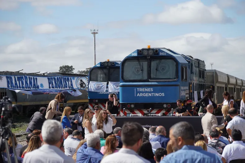 llegada-el-tren-palmira-visita-presidente-alberto-fernandez-trenes-argentinos